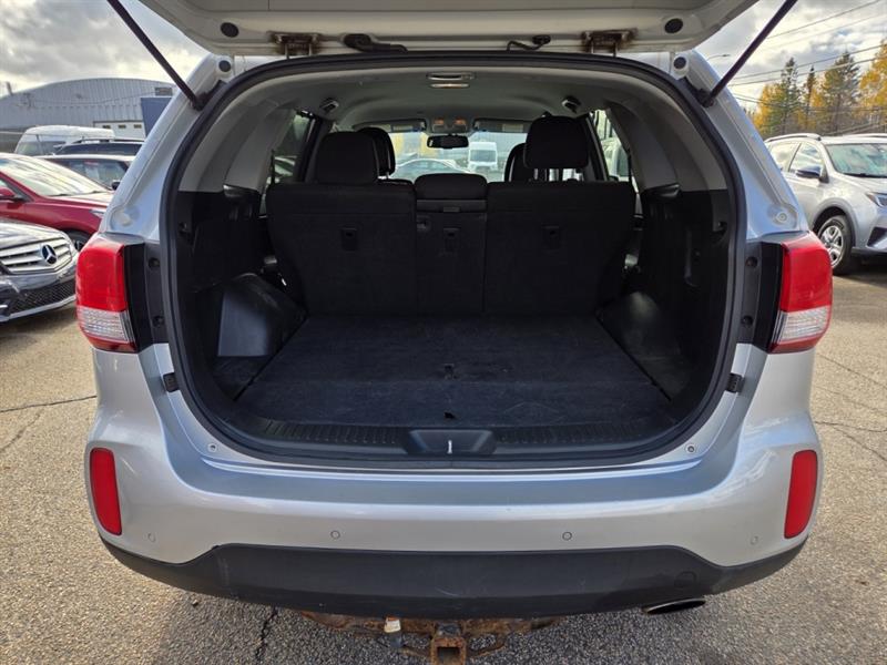 kia Sorento 2015 - 23