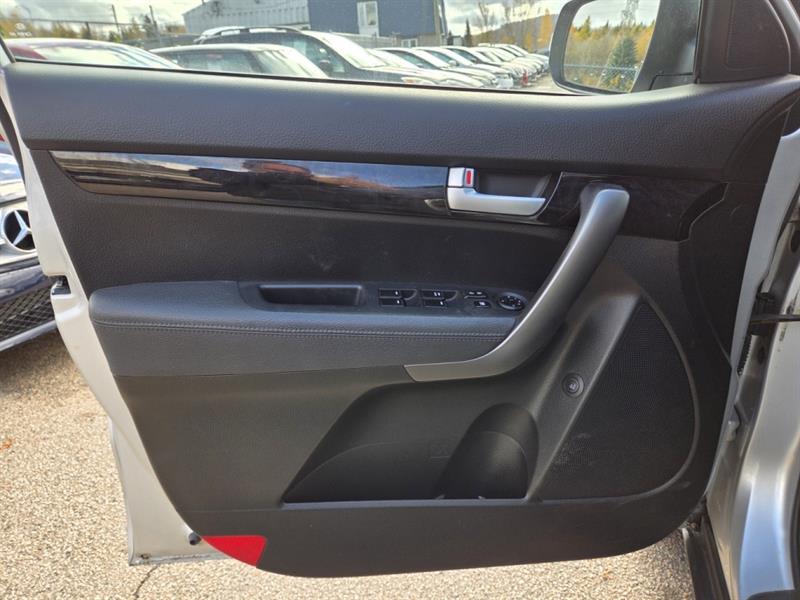 kia Sorento 2015 - 25