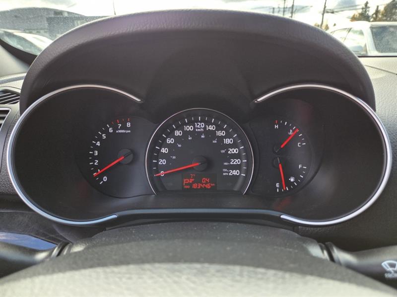 kia Sorento 2015 - 28