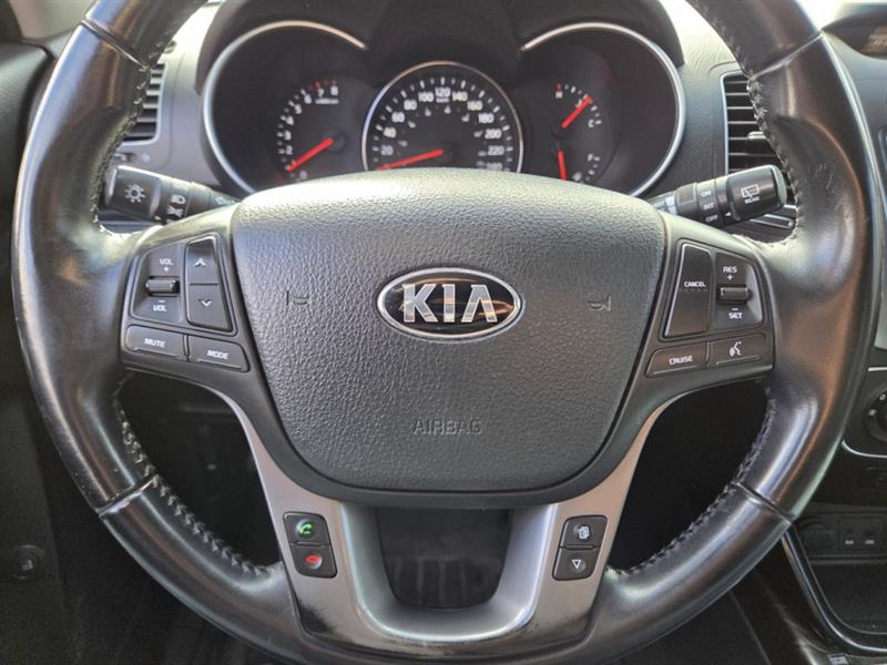 kia Sorento 2015 - 29