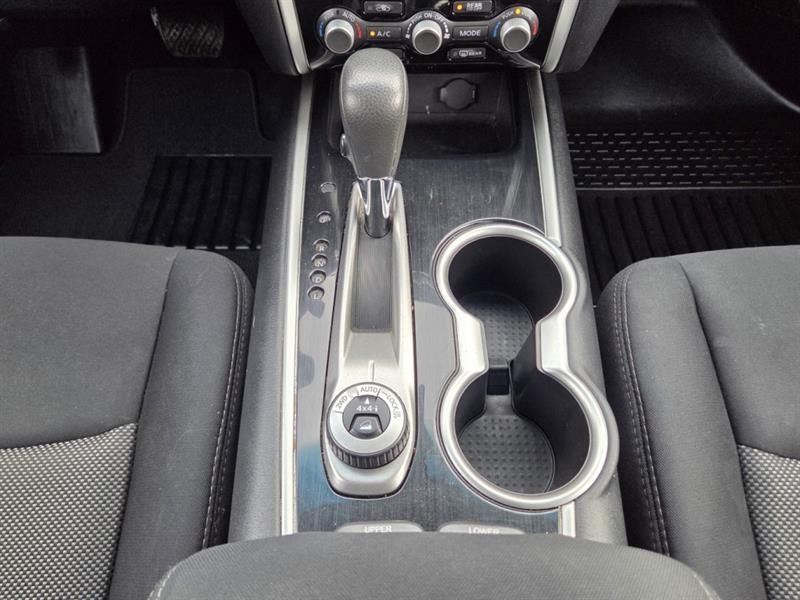 nissan Pathfinder 2017 - 16