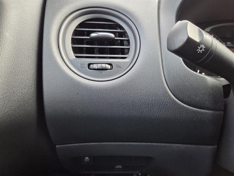 nissan Pathfinder 2017 - 30