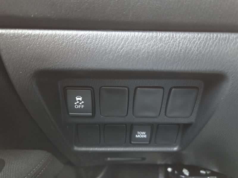 nissan Pathfinder 2017 - 31