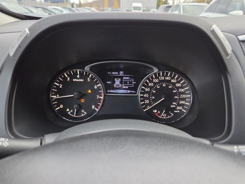 nissan Pathfinder 2017 - 33