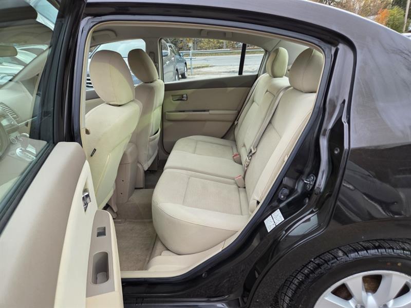 nissan Sentra 2011 - 12