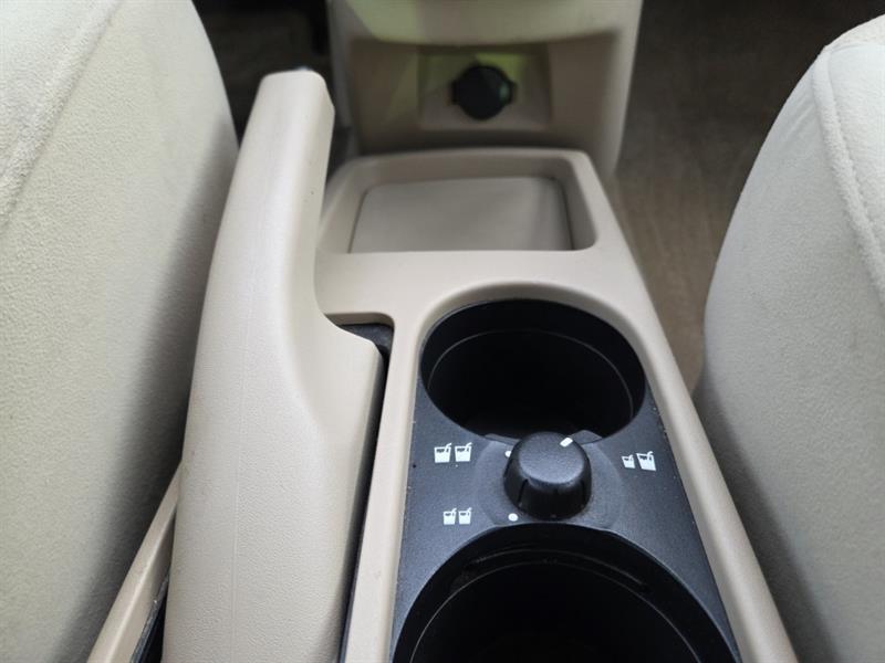 nissan Sentra 2011 - 14