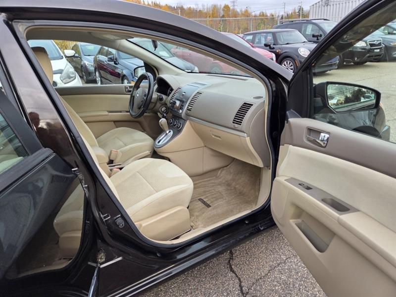 nissan Sentra 2011 - 16