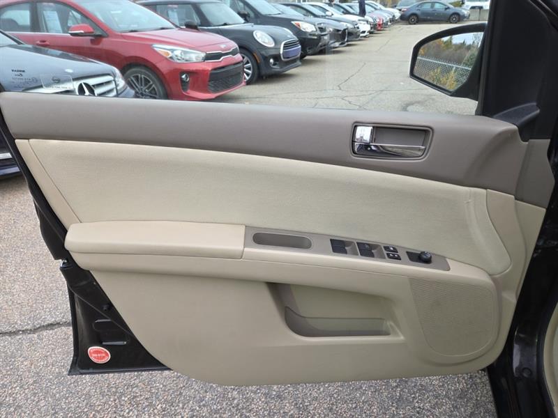 nissan Sentra 2011 - 22