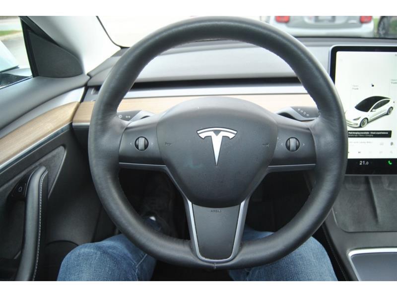 tesla Model 3 2022 - 14