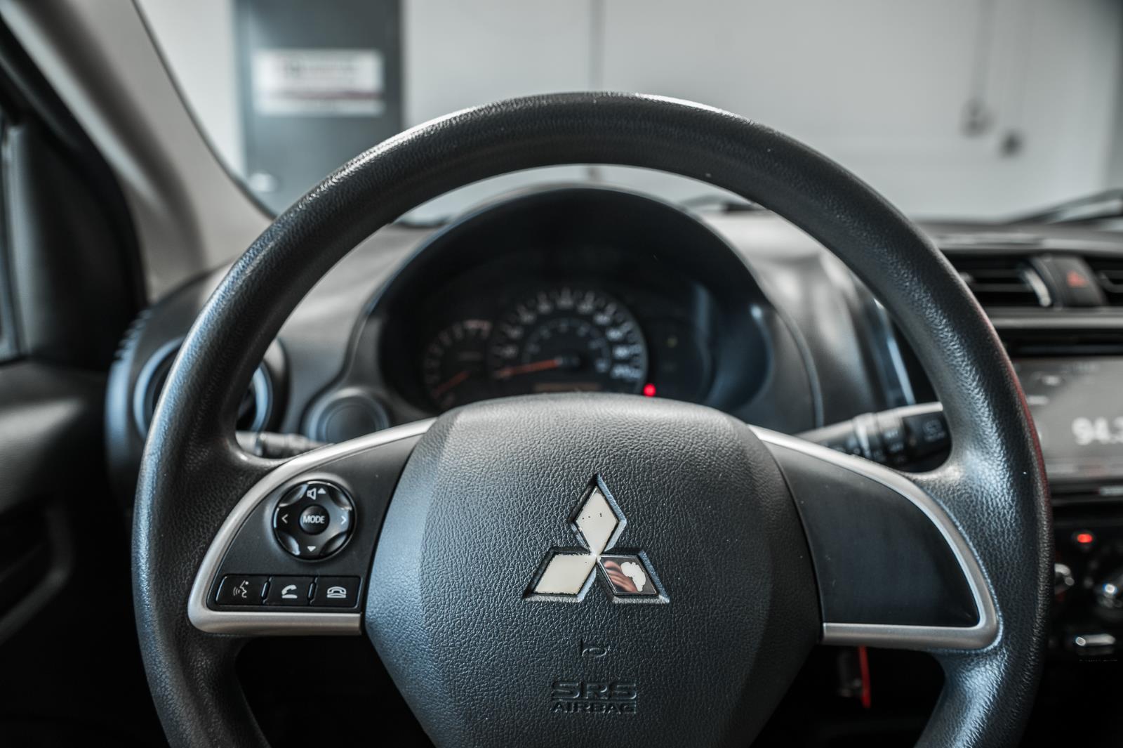 mitsubishi Mirage 2018 - 24