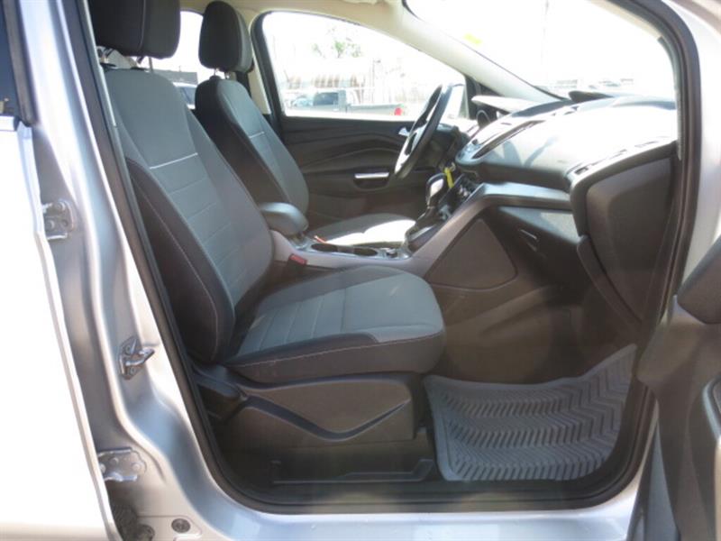 ford Escape 2015 - 18