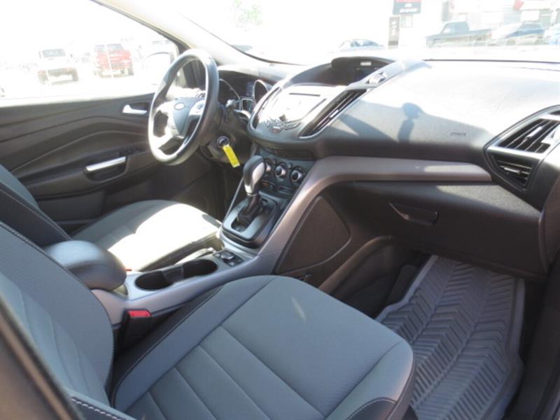 ford Escape 2015 - 19