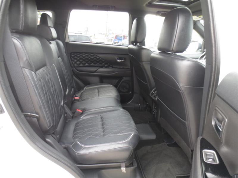mitsubishi Outlander PHEV 2020 - 13