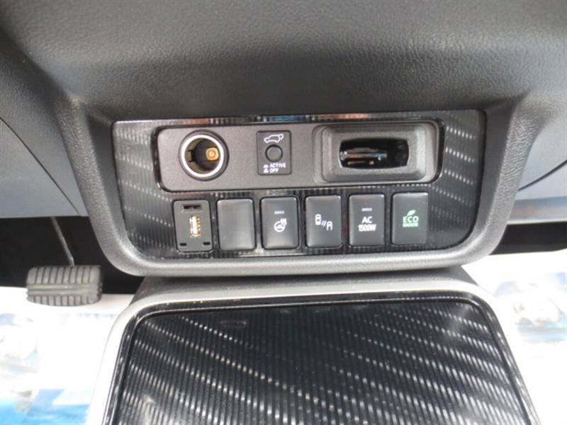 mitsubishi Outlander PHEV 2020 - 17