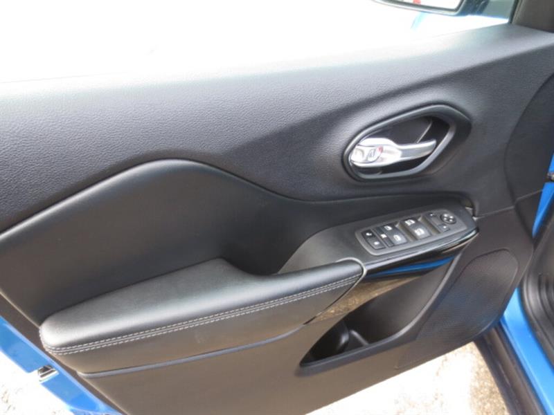 jeep Cherokee 2022 - 13