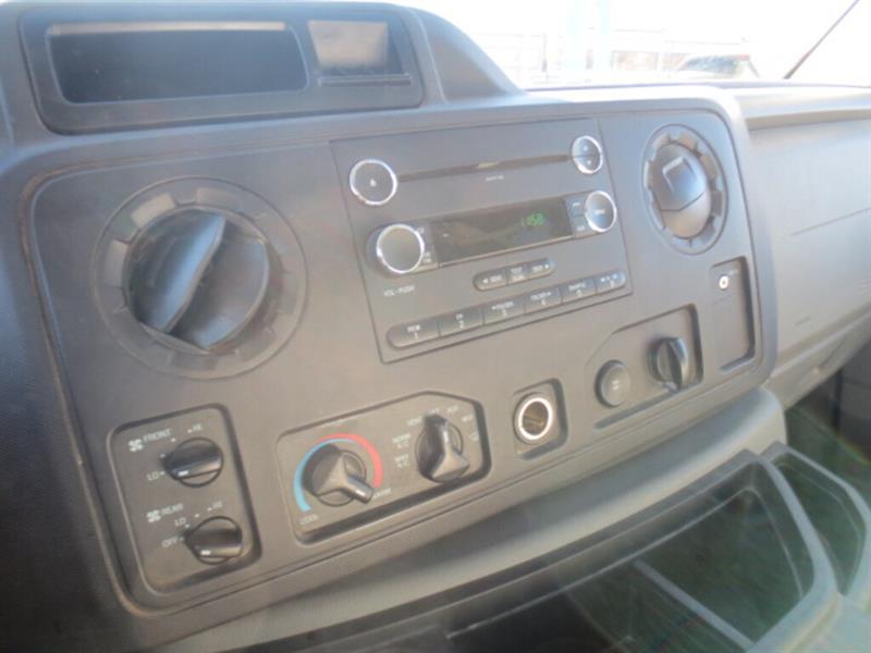 ford Econoline 2012 - 11