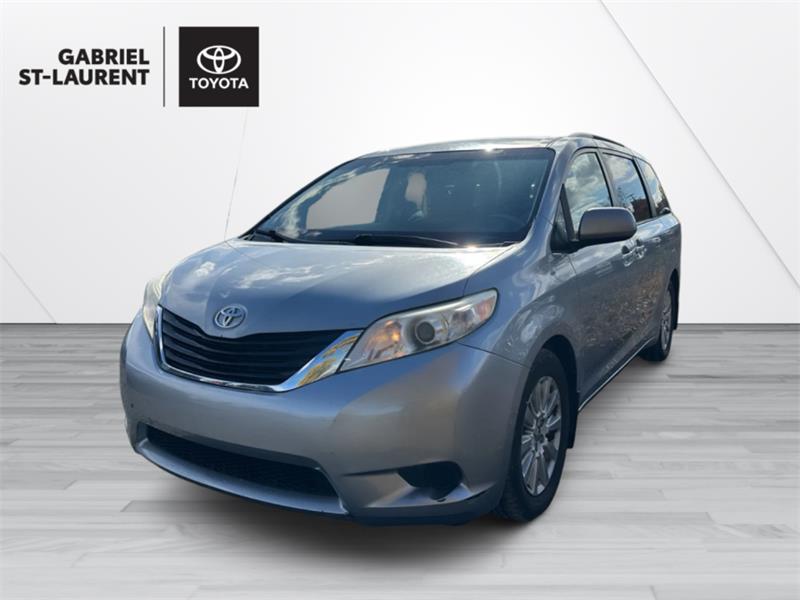 toyota Sienna 2014