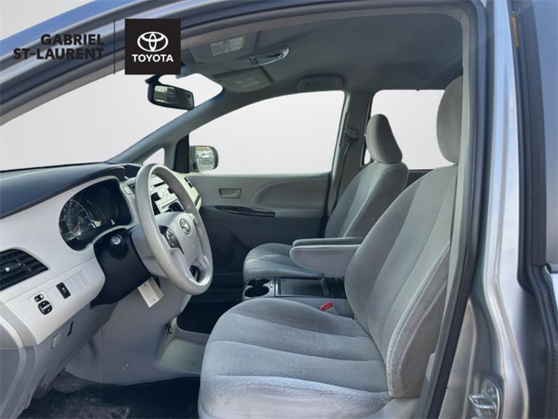 toyota Sienna 2014 - 10