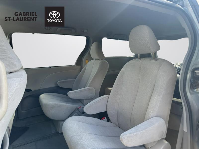 toyota Sienna 2014 - 11