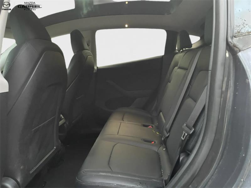 tesla Model Y 2023 - 12