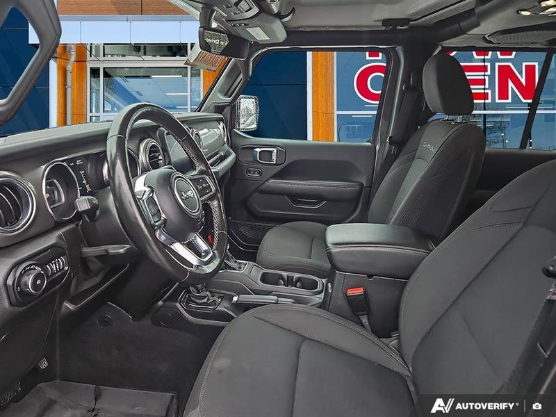 jeep Wrangler 2021 - 13