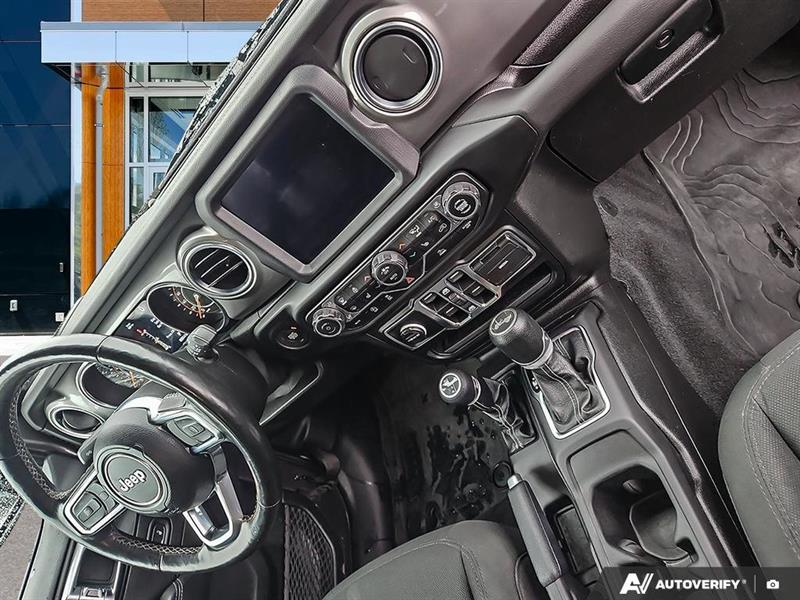 jeep Wrangler 2021 - 18