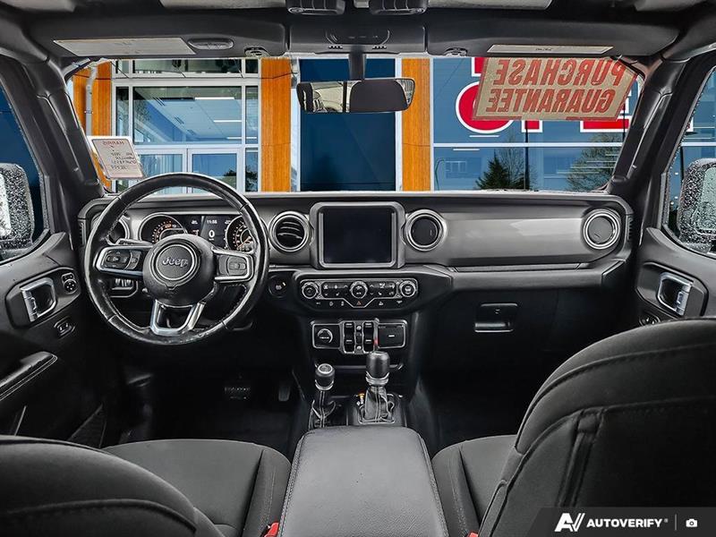 jeep Wrangler 2021 - 24