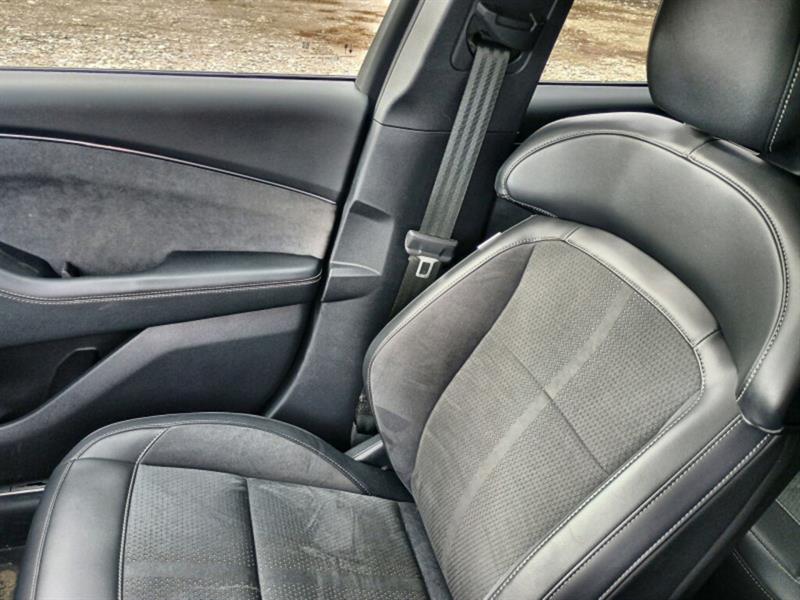 ford Mustang Mach-E 2022 - 25