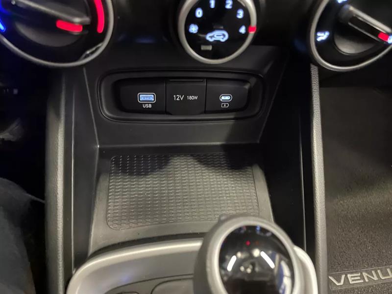 hyundai Venue 2023 - 19