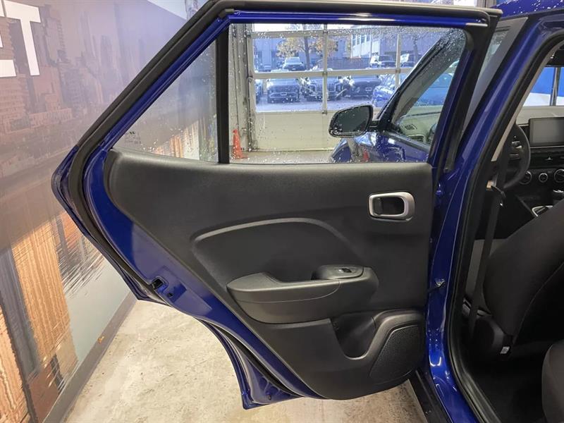 hyundai Venue 2023 - 25