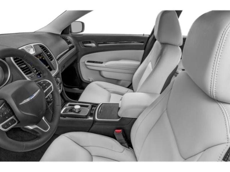 chrysler 300 2023 - 4