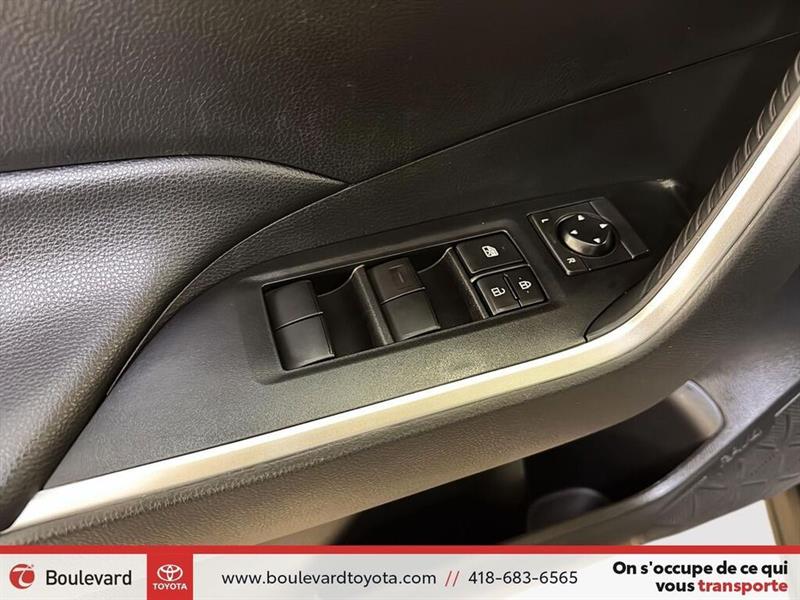 toyota RAV4 2020 - 8