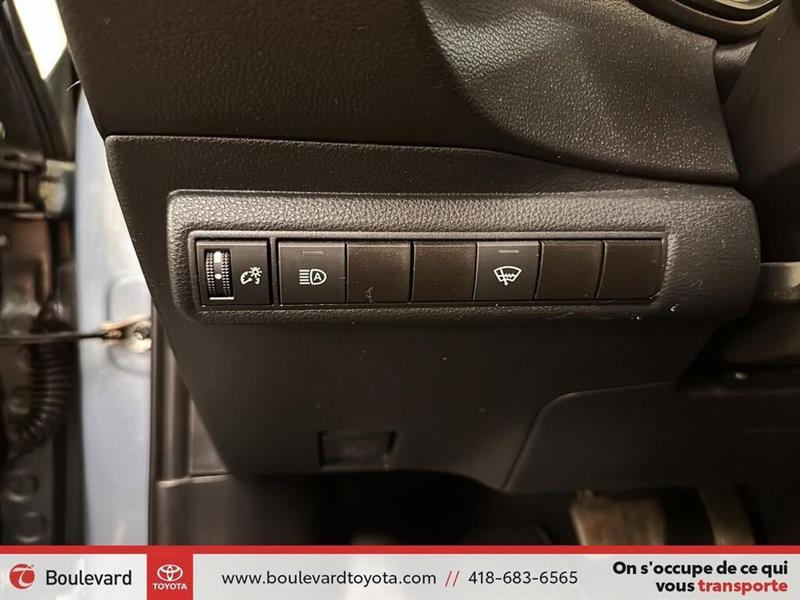 toyota Corolla 2021 - 11