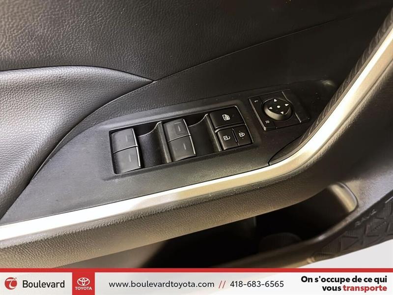 toyota RAV4 2023 - 8