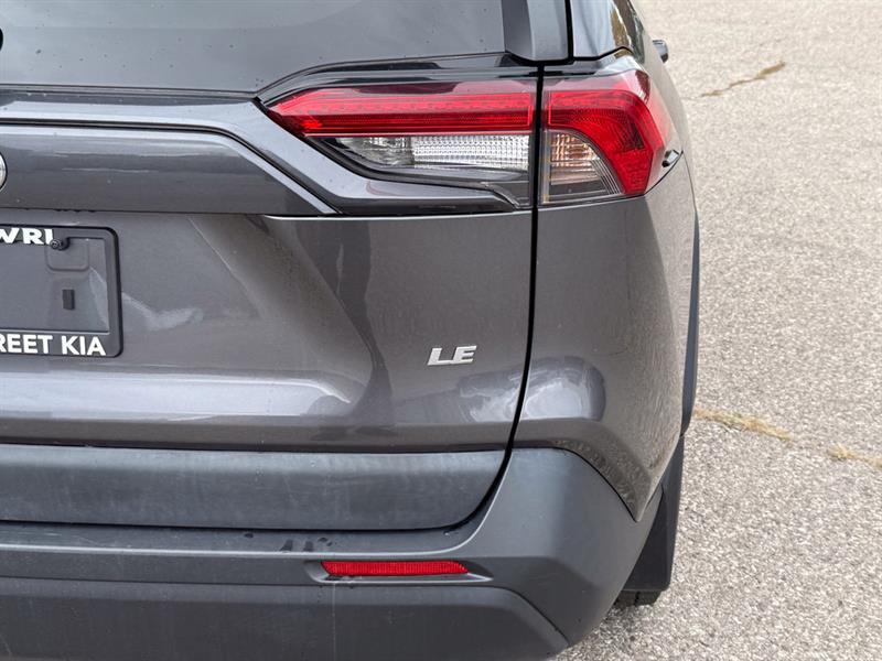 toyota RAV4 2022 - 12