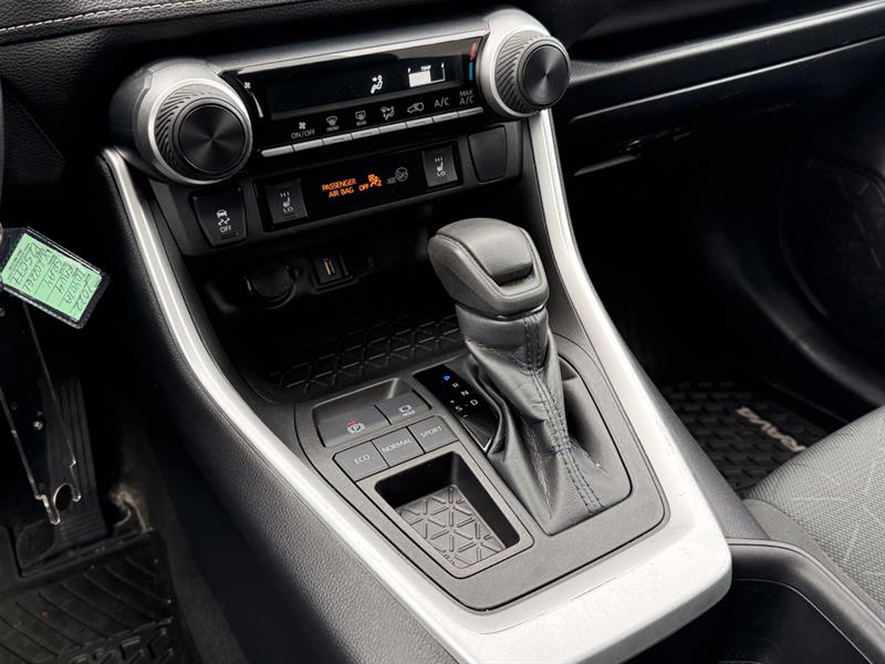 toyota RAV4 2022 - 18