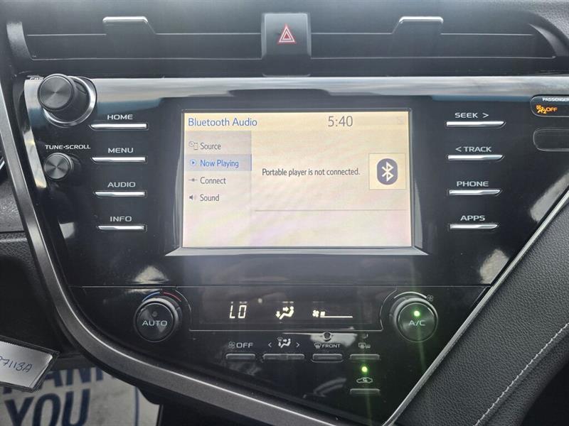 toyota Camry 2018 - 12