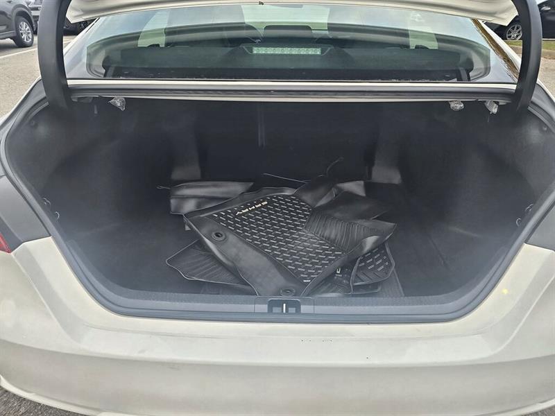 toyota Camry 2018 - 19