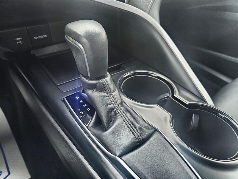 toyota Camry 2018 - 20