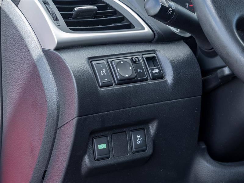 nissan Sentra 2019 - 14