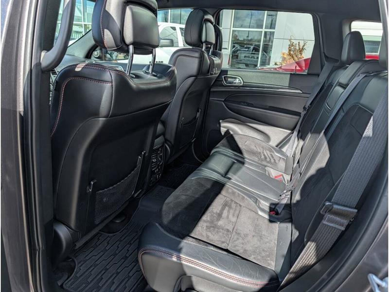 jeep Grand Cherokee 2017 - 12