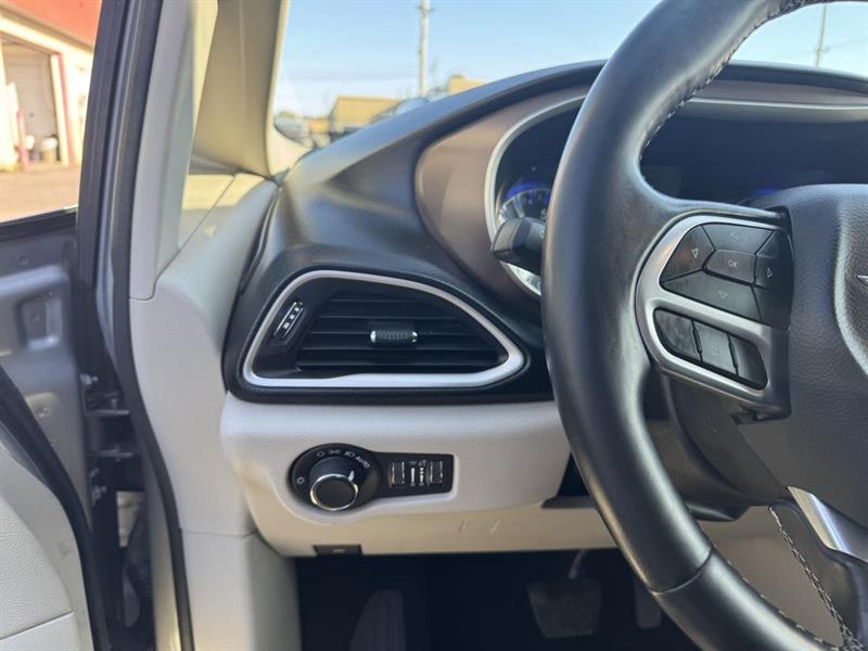 chrysler Grand Caravan 2021 - 8