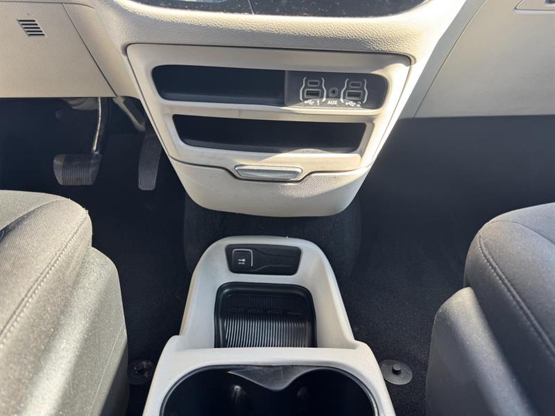 chrysler Grand Caravan 2021 - 16