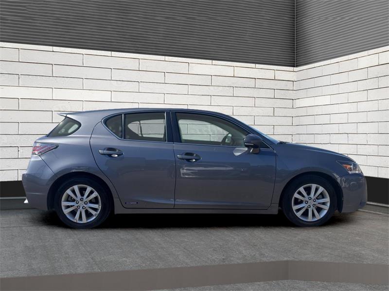 lexus CT 200h 2017 - 3