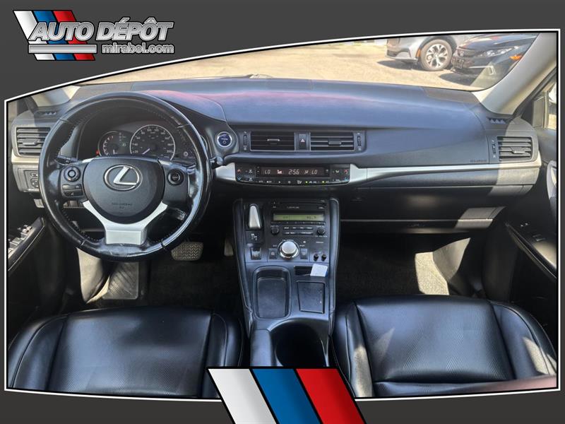 lexus CT 200h 2017 - 12