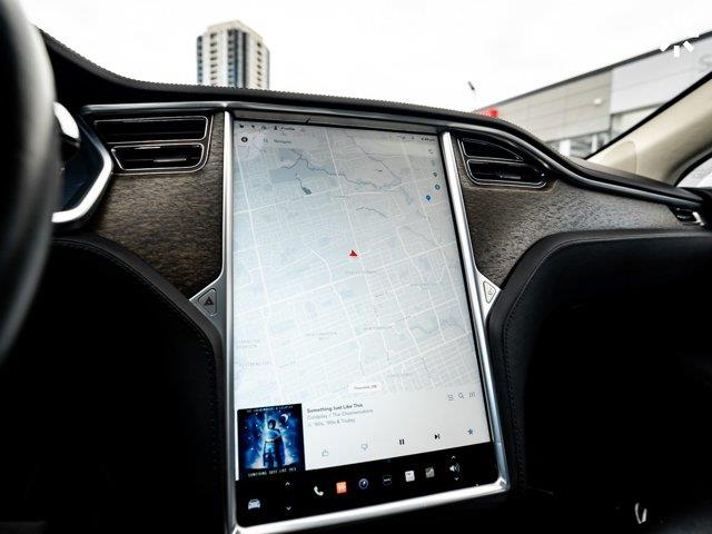 tesla Model S 2013 - 21