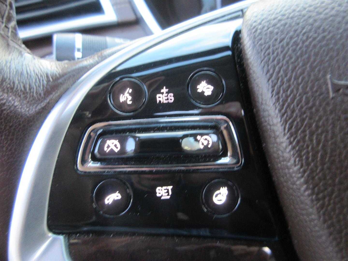 cadillac SRX 2015 - 19