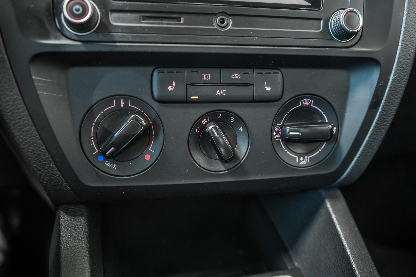 volkswagen Jetta Sedan 2016 - 19