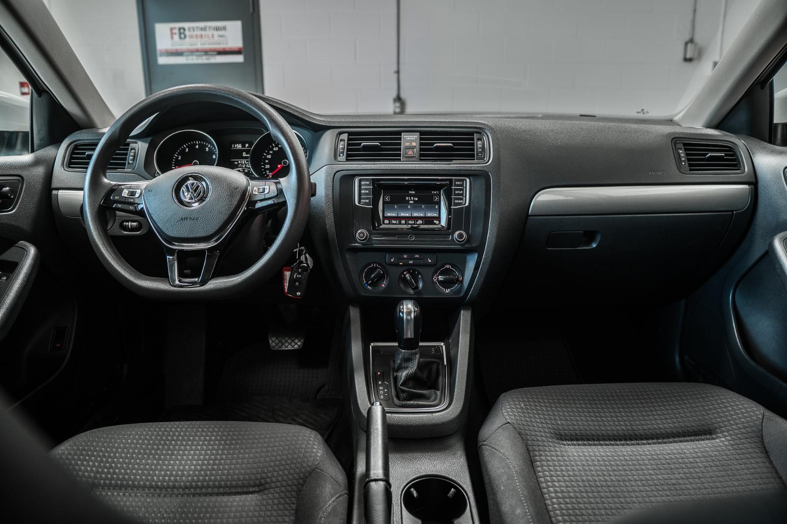 volkswagen Jetta Sedan 2016 - 22