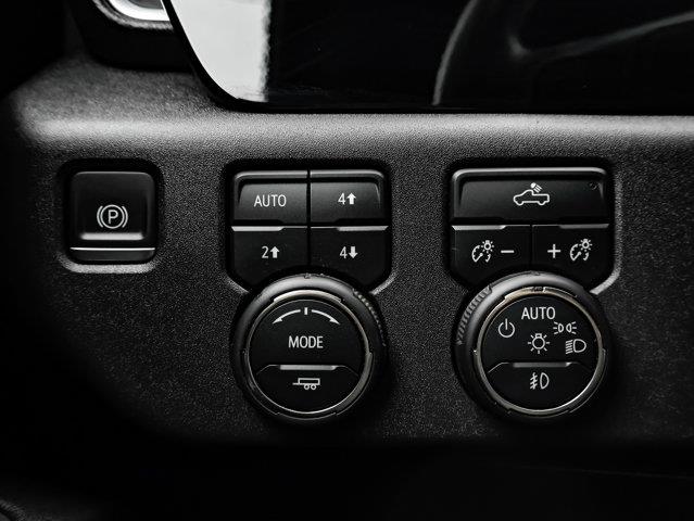 chevrolet Silverado 1500 2023 - 18